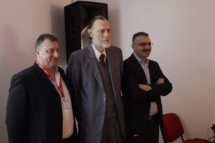 Javier Mussi, Gerente de Marketing; Luis Szychowski Presidente,y Alejandro Straschnoy Gerente General.