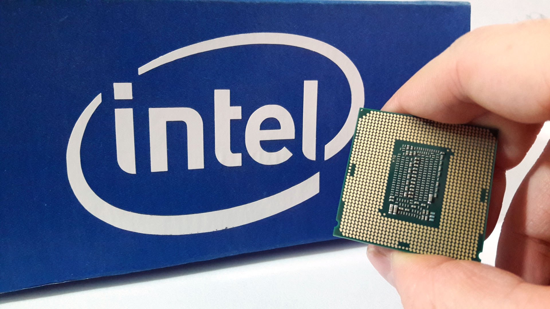 Интел е. Пентиум j5040. Intel Pentium j5040. Intel Pentium Silver j5040. Intel 10m50da.