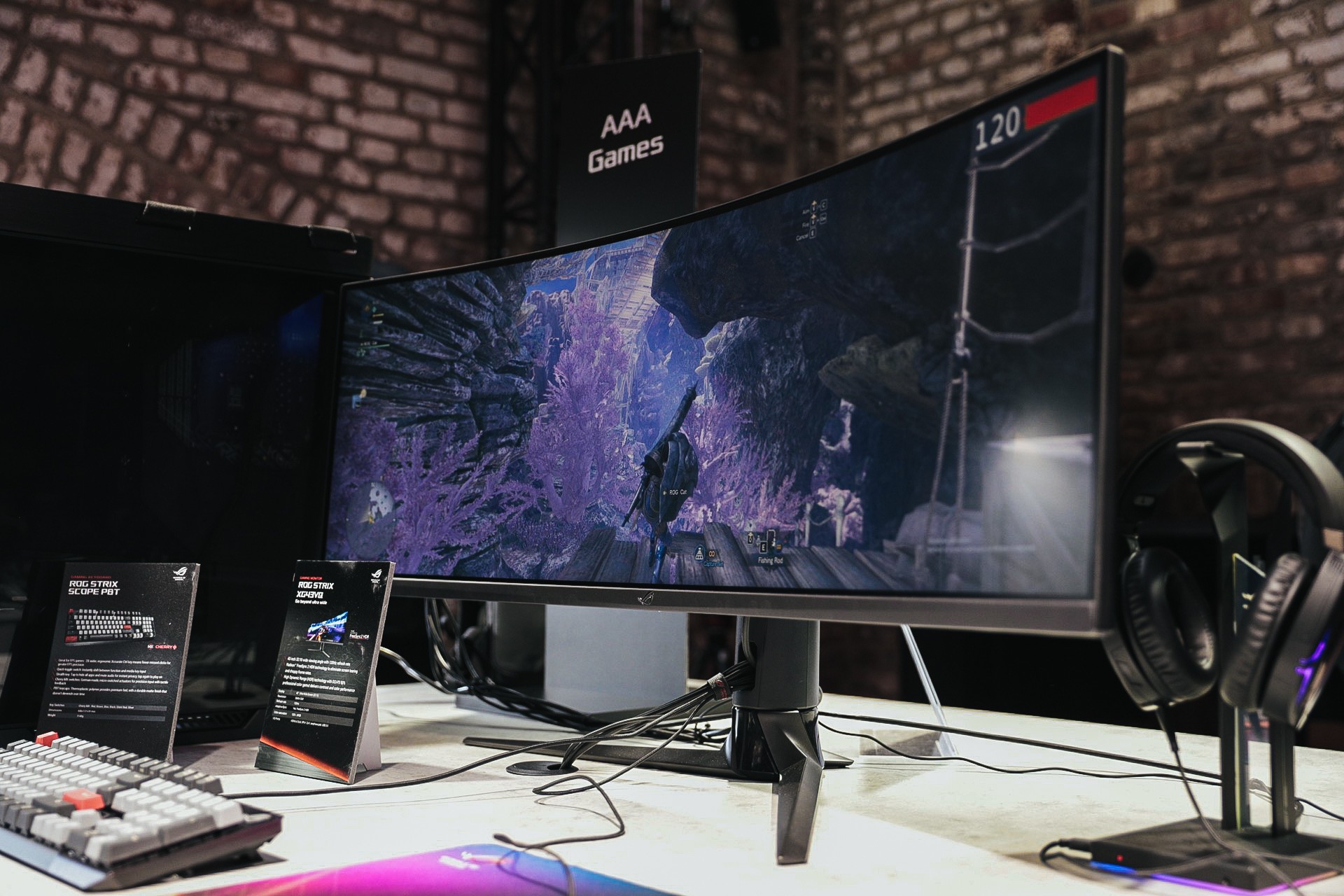 Estos Son Los Productos De ASUS ROG Que Se Presentaron En La Gamescom TecnoGaming